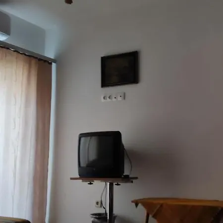 Fecskefeszek Nyaralohaz *