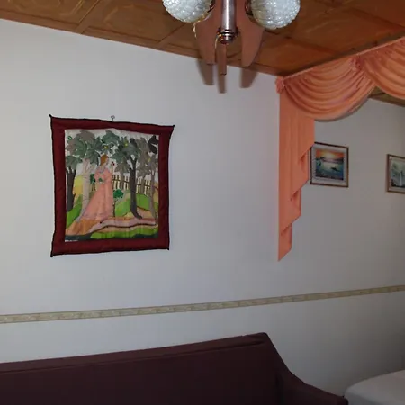Case de vacanță Fecskefeszek Nyaralohaz