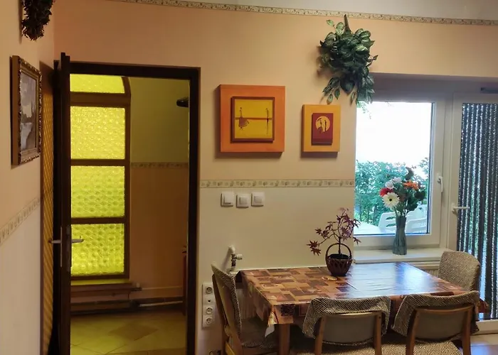 Fecskefeszek Nyaralohaz Hajdúszoboszló